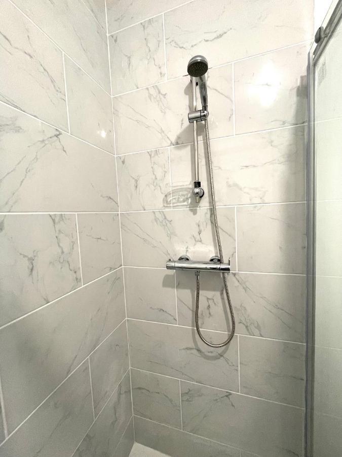 Le Lotus Bleu - Wifi - Netflix Apartment Angouleme Bagian luar foto