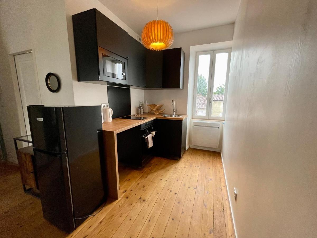 Le Lotus Bleu - Wifi - Netflix Apartment Angouleme Bagian luar foto
